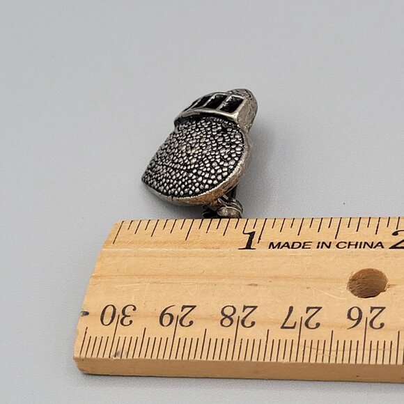 Sterling Silver Marcasite Small Heart Shaped Brooch Pin Textured Black Crystals - Picture 7 of 7